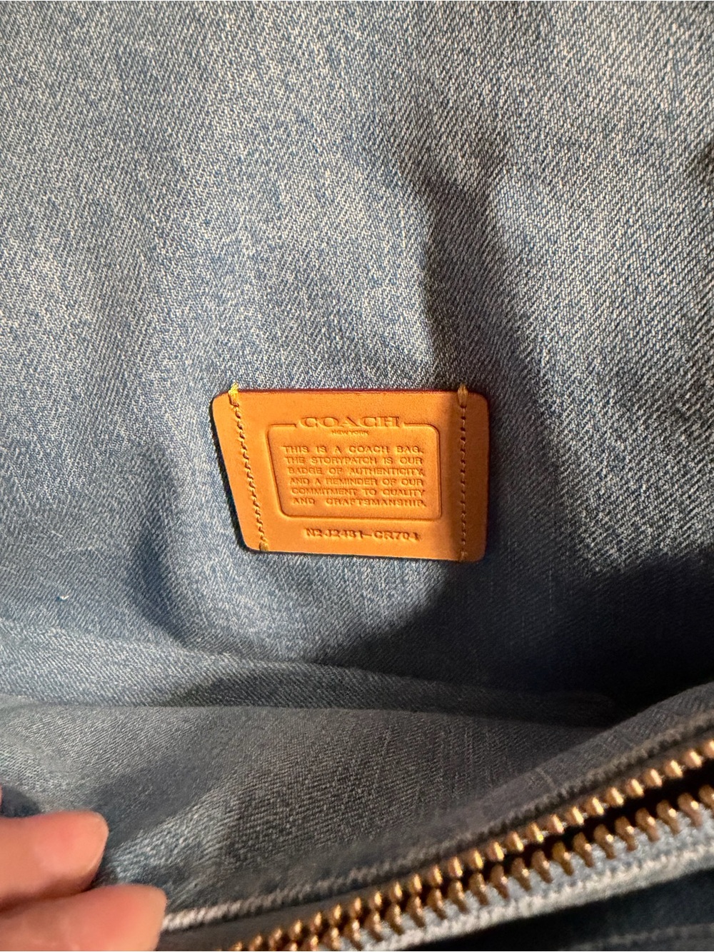 Coach quilted tabby 26 in denim blue - Picture 8 of 11